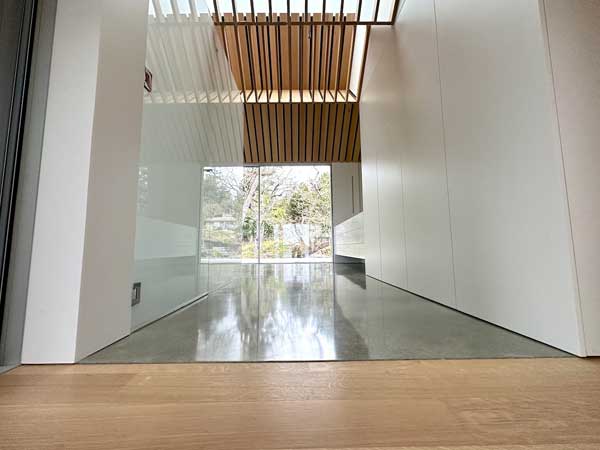 Ultra Modern Seaview project image.